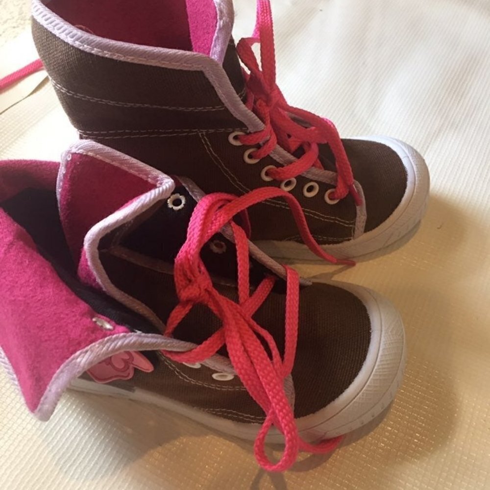 Chula Hightops - Picture 4 of 4